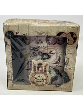 ABC Stores~Island Heritage By: Ron Croci Map of Hawaiian Islands Mug & Box NEW